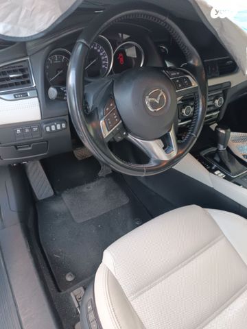 מודעת רכב מאזדה 6