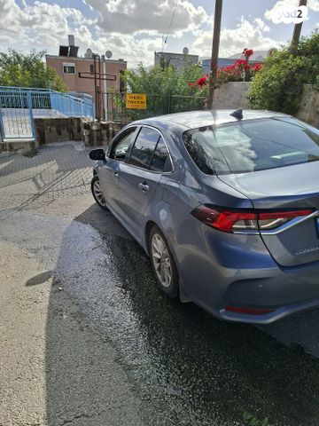 טויוטה קורולה