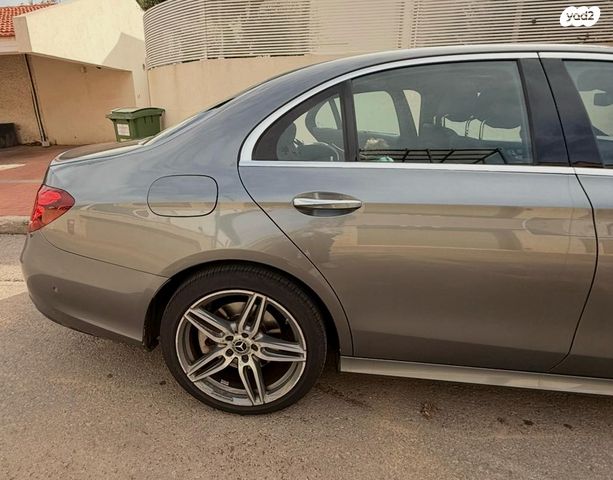 מרצדס-בנץ E-class