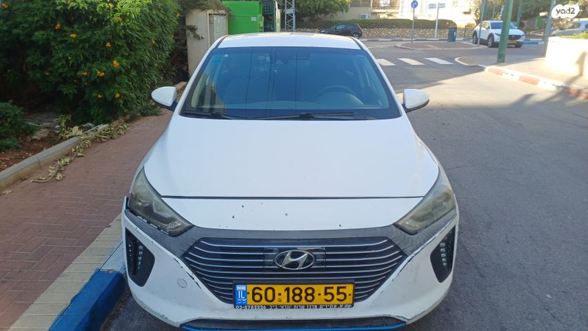 יונדאי איוניק