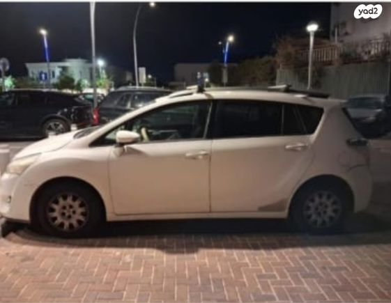מודעת רכב טויוטה ורסו