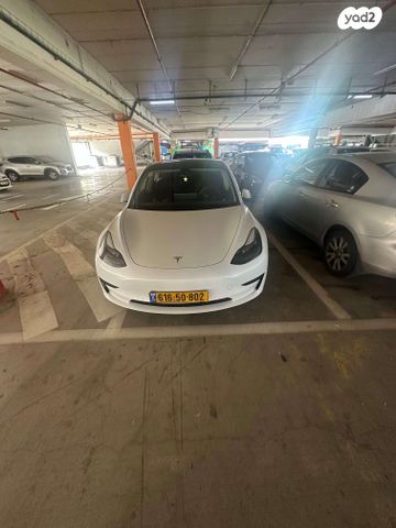 מודעת רכב טסלה מודל 3