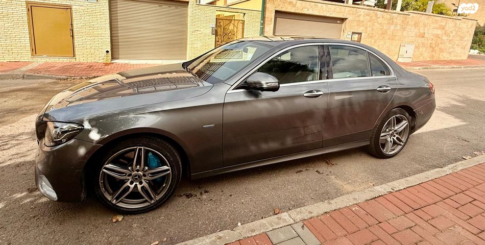 מרצדס-בנץ E-class