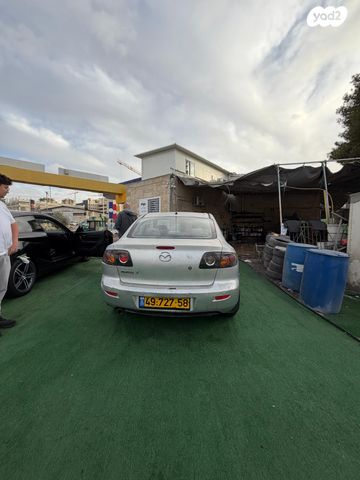 מודעת רכב מאזדה 3