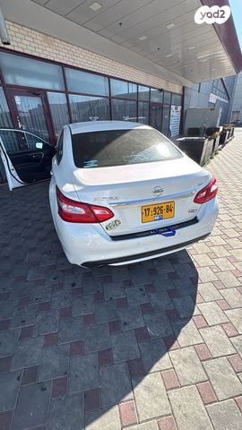 ניסאן אלטימה