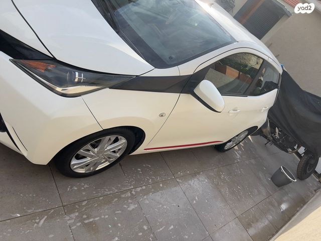 טויוטה אייגו