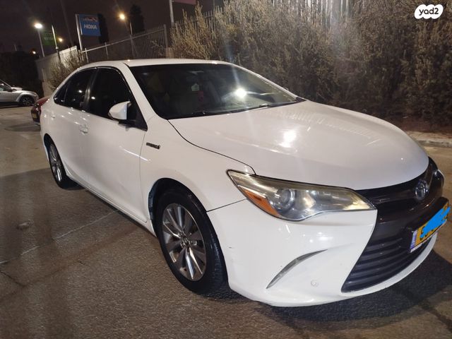 טויוטה קאמרי