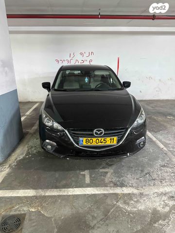 מודעת רכב מאזדה 3