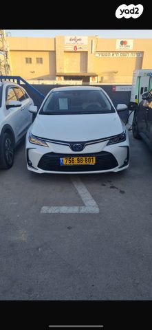 טויוטה קורולה