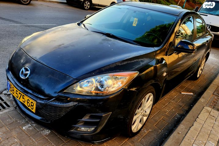 מודעת רכב מאזדה 3