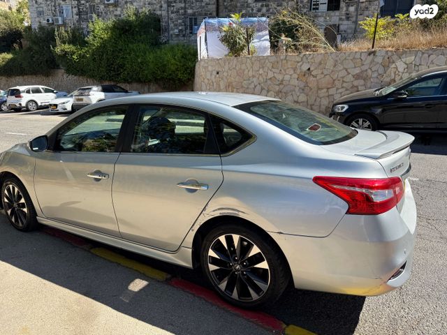 ניסאן סנטרה