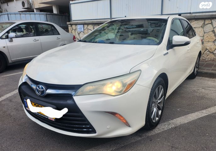 טויוטה קאמרי