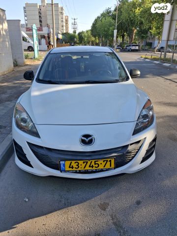 מאזדה 3