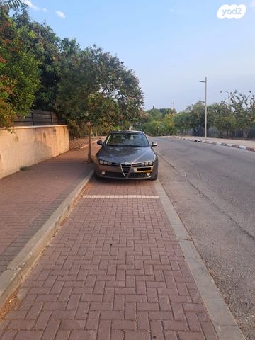 אלפא רומיאו 159