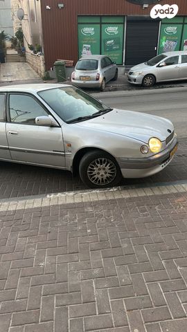 טויוטה קורולה