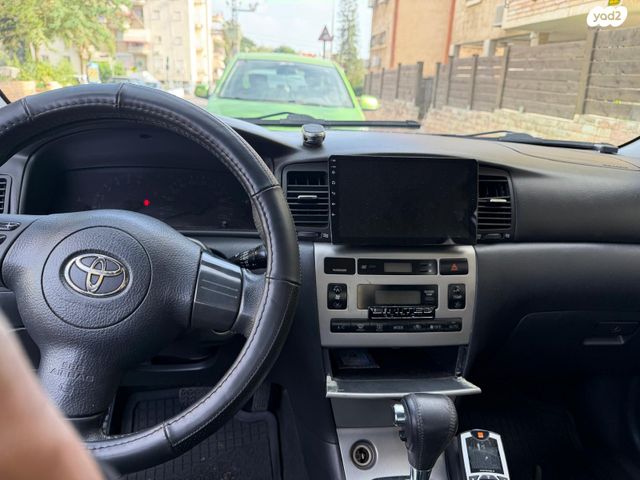 טויוטה קורולה