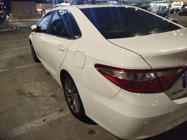 טויוטה קאמרי