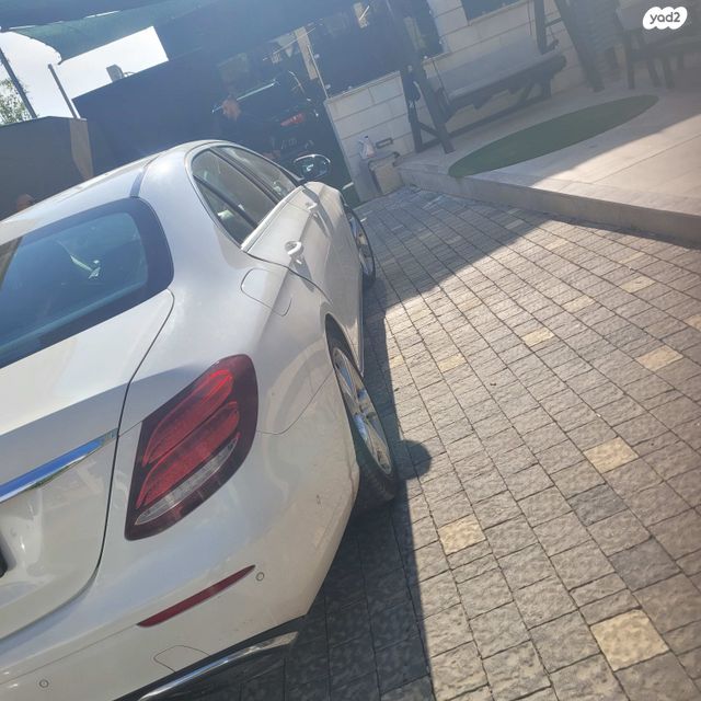 מרצדס-בנץ E-class