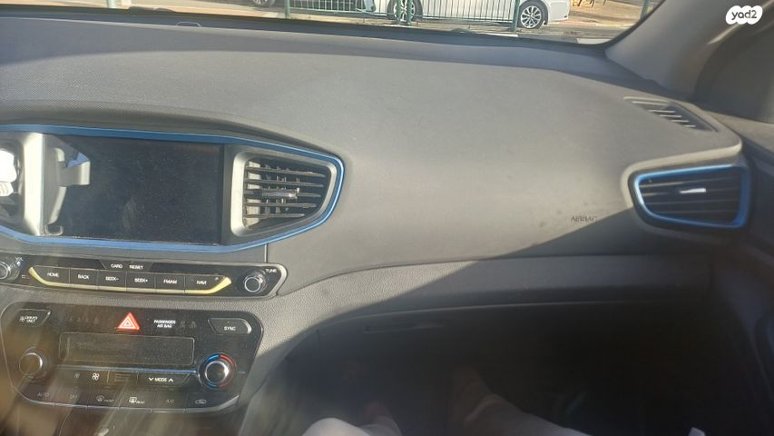 מודעת רכב יונדאי איוניק