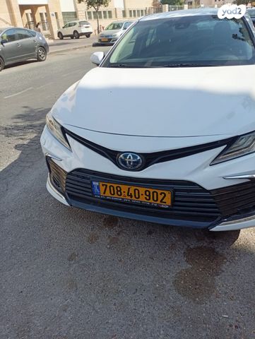 טויוטה קאמרי