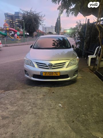 מודעת רכב טויוטה קורולה