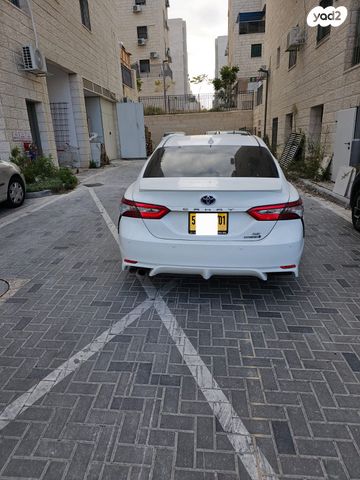 מודעת רכב טויוטה קאמרי