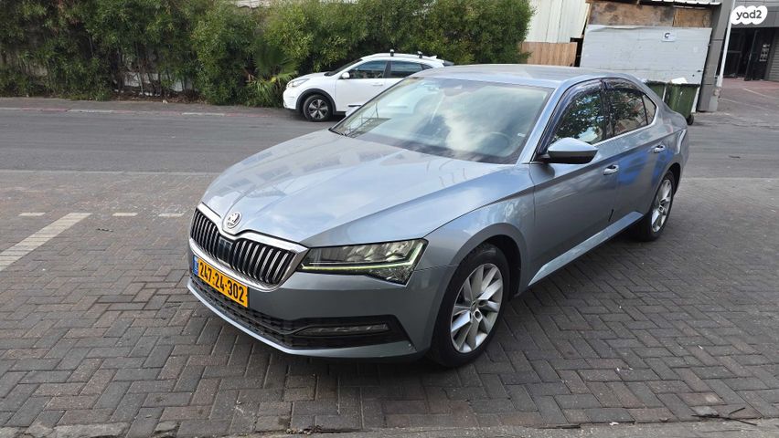 מודעת רכב סקודה סופרב