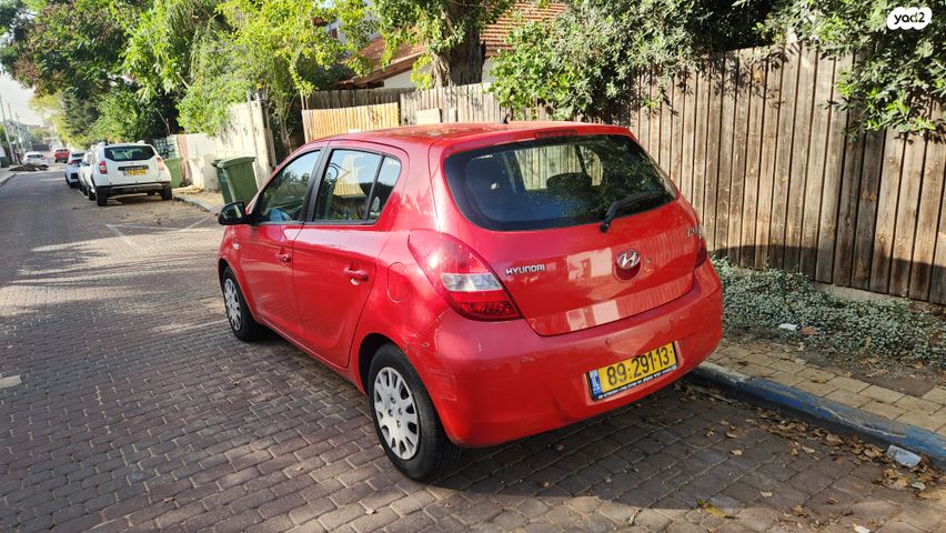 מודעת רכב יונדאי i20