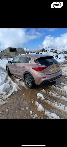 אינפיניטי Q30