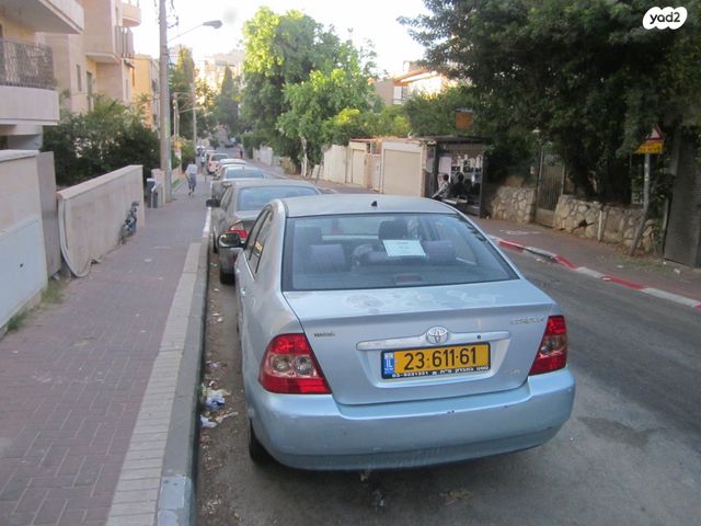 טויוטה קורולה