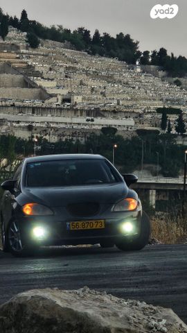 מודעת רכב סיאט לאון