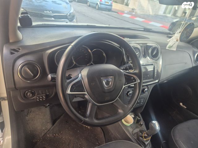 דאצ'יה סנדרו