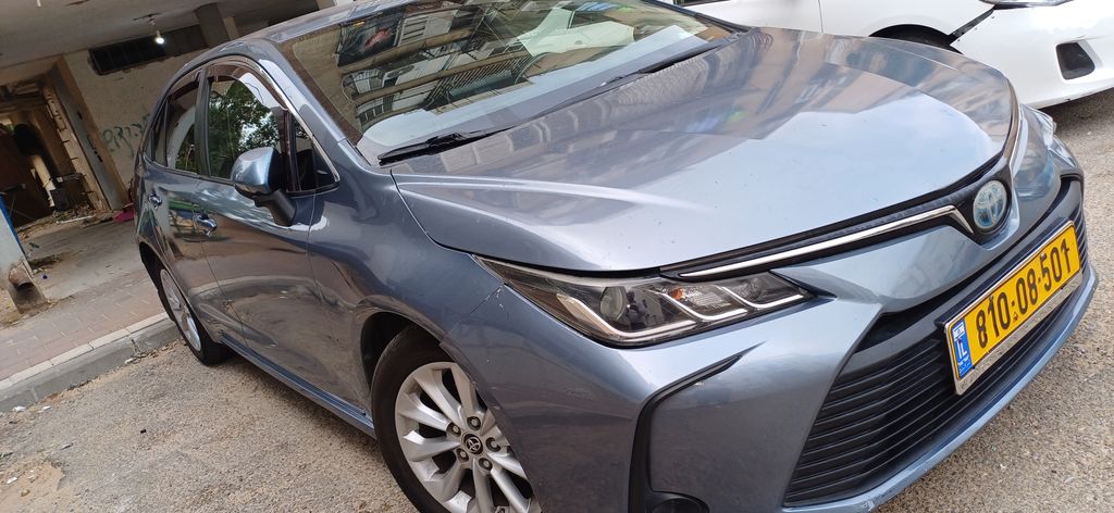 מודעת רכב טויוטה קורולה