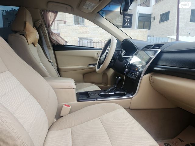 טויוטה קאמרי