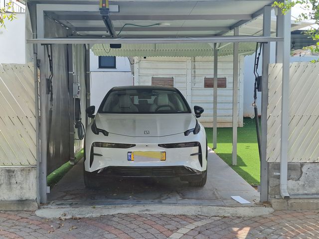 מודעת רכב זיקר X