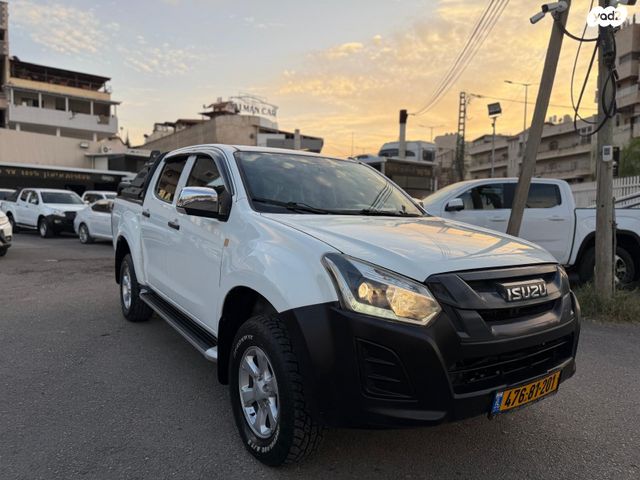 איסוזו די-מקס