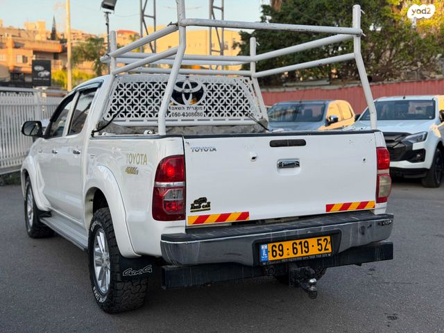 טויוטה היילקס