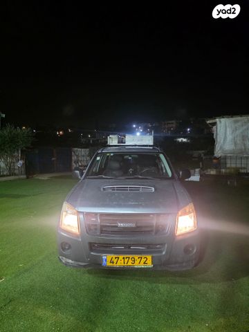 מודעת רכב איסוזו די-מקס