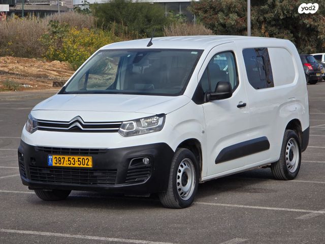 מודעת רכב סיטרואן ברלינגו