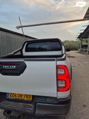 מודעת רכב טויוטה היילקס