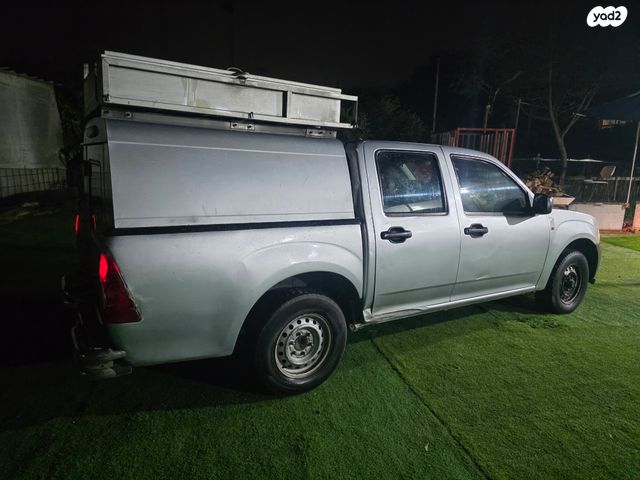 איסוזו די-מקס