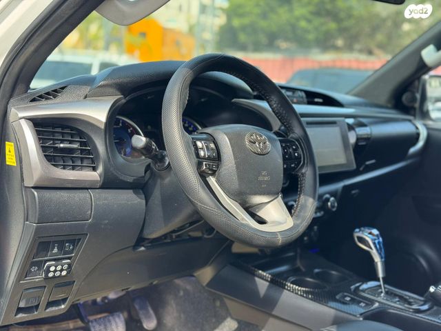 טויוטה היילקס