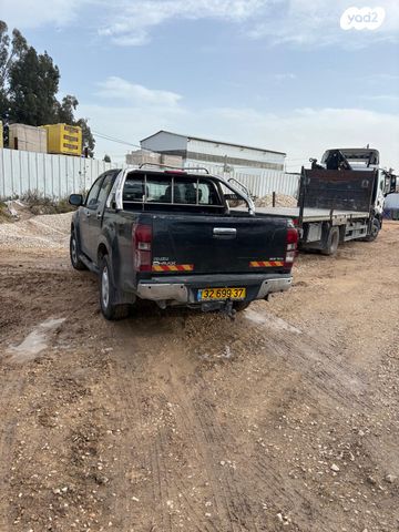 איסוזו די-מקס