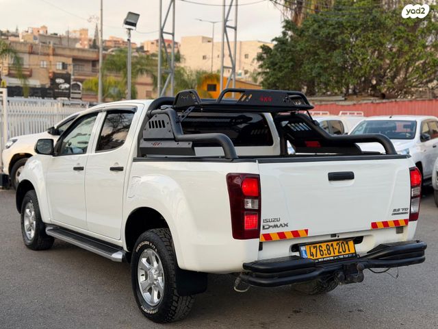 איסוזו די-מקס