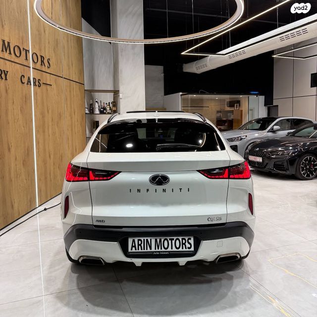אינפיניטי QX55