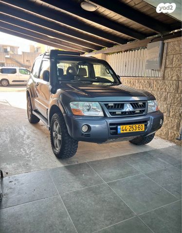 מיצובישי פג'רו