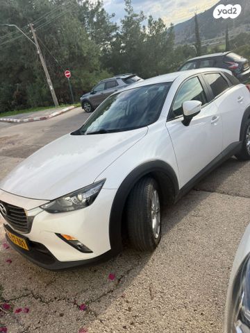 מודעת רכב מאזדה CX-3