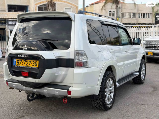 מיצובישי פג'רו