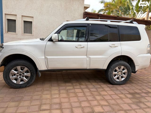 מיצובישי פג'רו