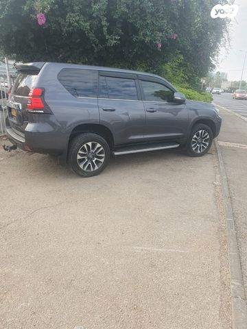 מודעת רכב טויוטה לנד קרוזר